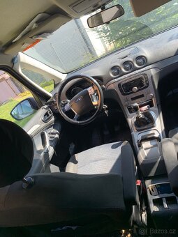 Ford galaxy - 5