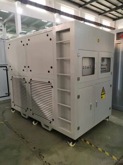 Odporová zátěž k testování generátorů a UPS zařízení, SVR - 5