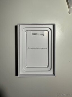 Apple Magsafe battery pack - 5