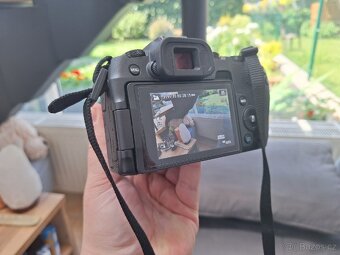 Canon EOS RP + RF 24-105 mm f/4.0-7.1 IS STM - 5