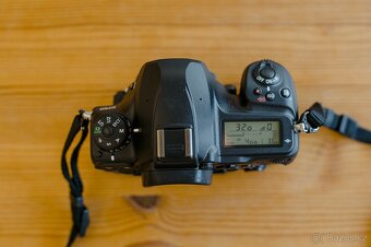 Nikon D780 - 5
