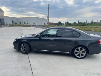 Subaru Legacy 2.0, 110kw, rok 2010 - 5