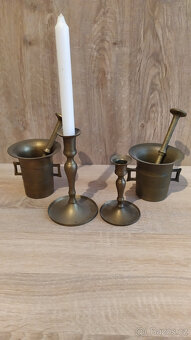 HMOŽDÍŘE A SVÍCNY - 5