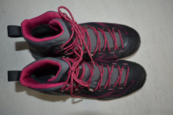 Trekové boty zn. Mammut s GTX membránou vel. 40 - 5
