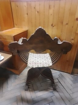 Starožitné křeslo - 5