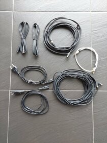 Kabely a konektory - 5
