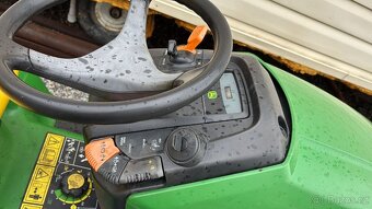 Prodám traktůrek John Deere x300R - 5