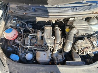 ŠKODA Fábia 1.2 tsí Facelift - 5