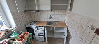 Kuchyň Oresi 4 roky stará. - 5