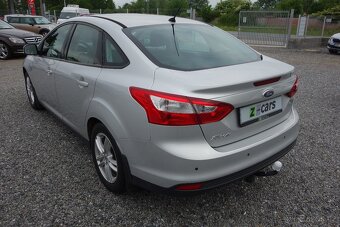 Ford Focus 1.6 TREND 77kW 2012 ČR - 5
