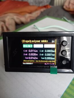 Prodám měřič baterie Atorch DT20 - 5