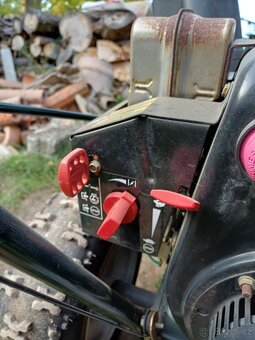 BENZÍNOVÁ SNĚHOVÁ FRÉZA 10,5 HP - 5