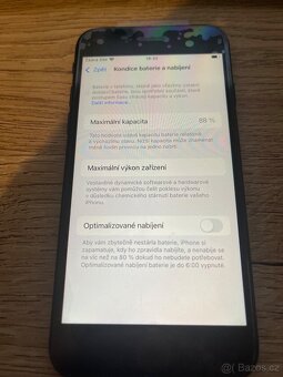 Prodej Iphone se 2020 64GB - 5