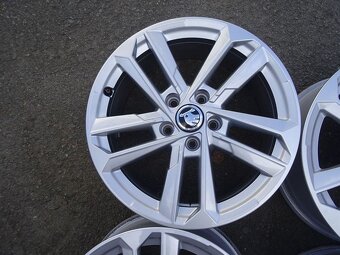 Alu disky originál Škoda, 17", 5x112, ET 43 , šířka 6,5J - 5