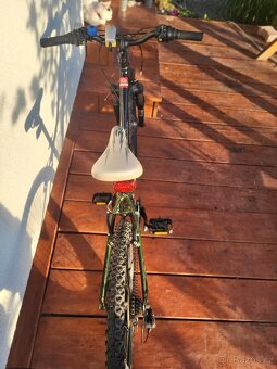 Prodám krásné dětské kolo Specialized horské - 5