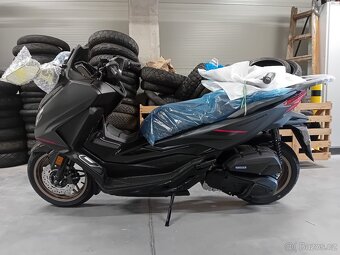 HONDA FORZA 125i SPECIAL EDITION SMART BOX 2025 - 5