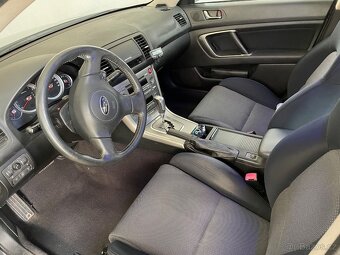 SUBARU LEGACY 2.0R sedan 121 kW - 5