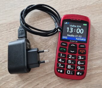 Mobilní telefon Aligator - 5