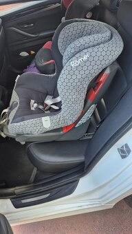 Autosedačka značky Römer - 5