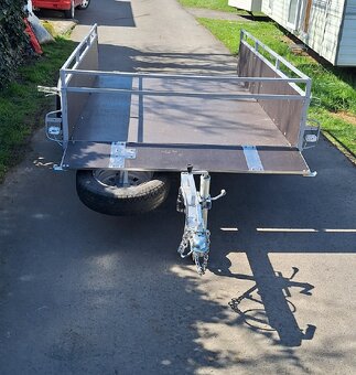 Prodám přívěsný vozík pevné konstrukce - 5