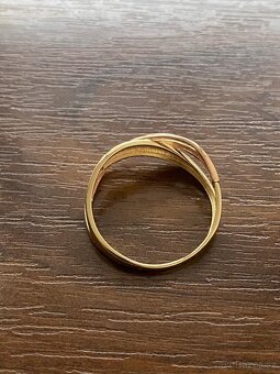 Zlatý dámský prsten - 5