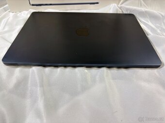 Apple MacBook Air 15" M3 10-GPU 8GB 256GB - Midnight CZ - 5