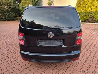 Touran 1.9TDI 77kW Freestyle 7.míst,1.maj.serviska,navi - 5