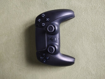 Playstation 5 Digital, Dualsense ovladač - 5