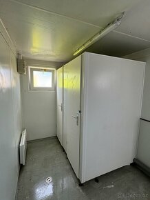 Sanitární / WC kontejner / 6x pisoár / 2xWC / 6m délky - 5