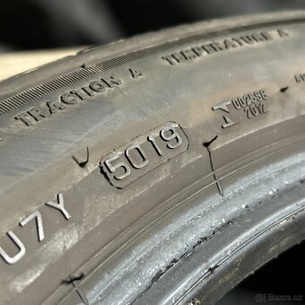 Letní pneu 205/50 R17 89V Bridgestone 5mm - 5
