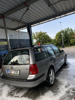 Volkswagen Golf IV - 5