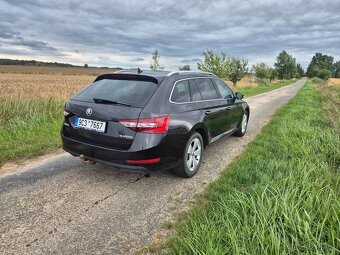 Škoda Superb 1.6 Tdi 88Kw 2018 - 5