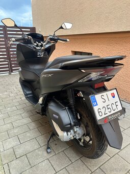 PREDÁM HONDA PCX 125 r.v.2023 iba 1 536 km - 5