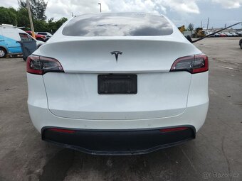 Tesla Model Y 75 Kwh  2021 - 5