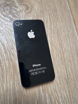 Apple iPhone 4s 16GB - 5