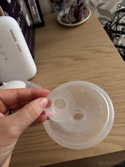 Avent odsávačka mléka handsfree - 5
