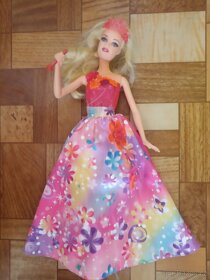 Panenky Barbie s funkcemi - 5