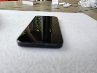iPhone 12, černý, 64 GB - 5