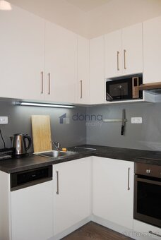 2+kk, 47m2, Praha 3 - Vinohrady, Lucemburská, u metra Jiřího - 5