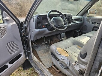 Dodge ram 2500 .5.9 magnum - 5