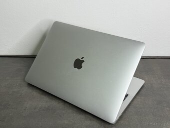 MacBook Air 13'' 2020 / i5 / 8GB / 256GB SSD / Silver - 5