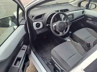 Toyota Yaris 1.5i hybrid - 5