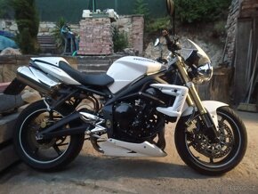 TRIUMPH STREET TRIPLE - nová cena - 5