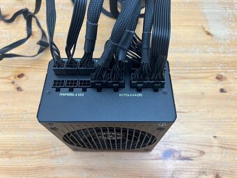 Corsair RM 850 80 Plus Gold Plně funkční,záruka - 5