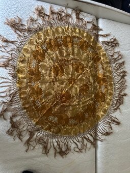 Unikátní ručně vyšívaný oboustranný ubrus - 5