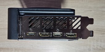 GIGABYTE Radeon RX 7800 XT GAMING OC 16GB - top stav, záruka - 5