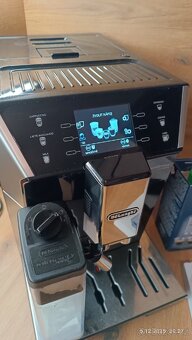 De’Longhi ECAM 550.55.SB (PrimaDonna Class). - 5