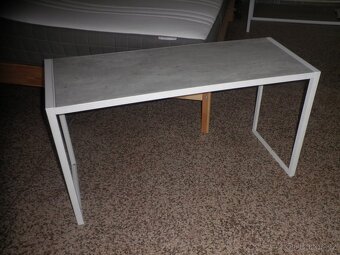 Stůl s kombinací malých stolků - 5