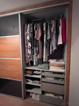 Šatní skříň - 5