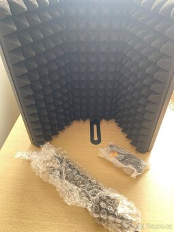 Panelová izolace mikrofonu - 5